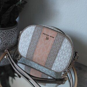 Michael kors cross body bag